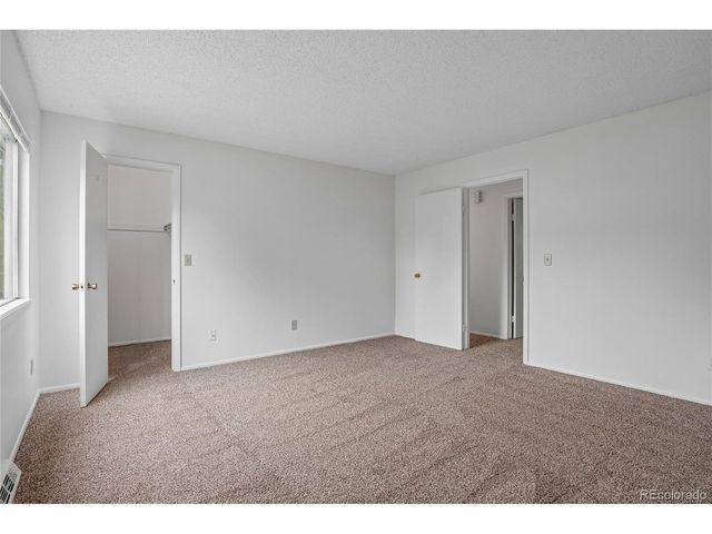 5043 E Weaver Pl, Centennial, CO 80121