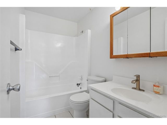 5043 E Weaver Pl, Centennial, CO 80121