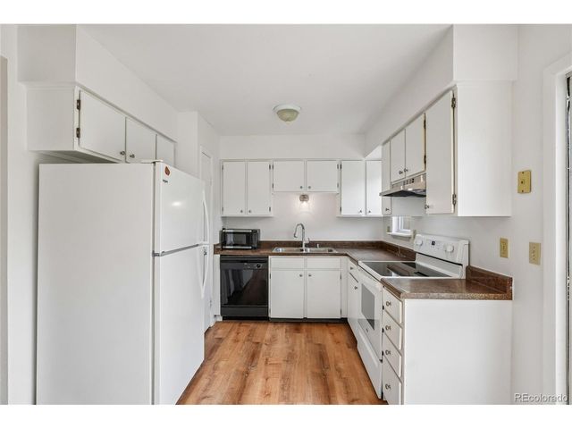 5043 E Weaver Pl, Centennial, CO 80121