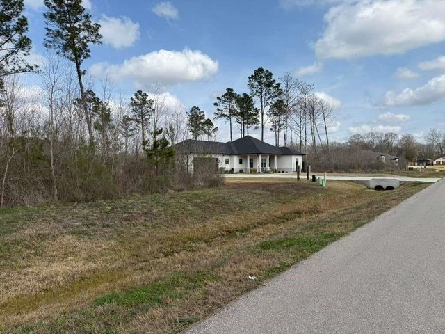 88 County Road 6614, Dayton, TX 77535