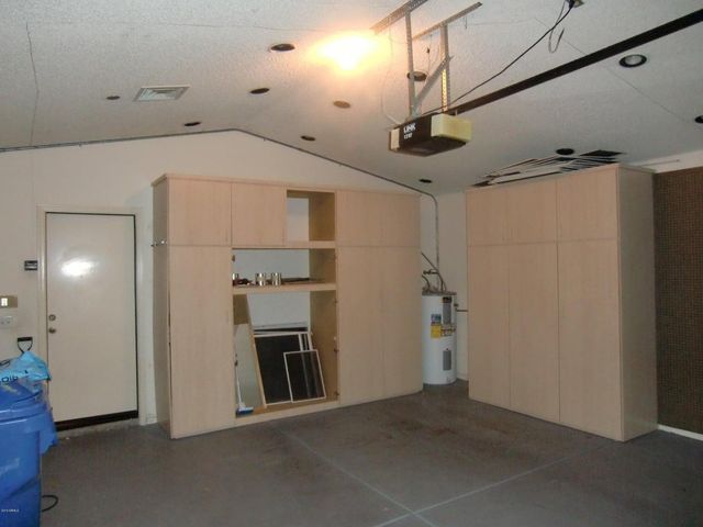 3305 E Wildwood Drive, Phoenix, AZ 85048