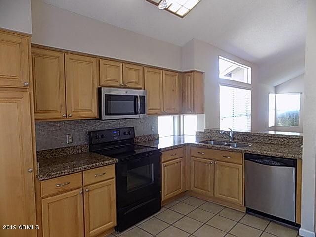 3305 E Wildwood Drive, Phoenix, AZ 85048