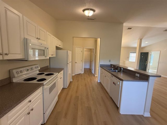 8302 SW 66TH LANE, Gainesville, FL 32608