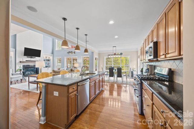 6733 Heritage Orchard Way, Huntersville, NC 28078