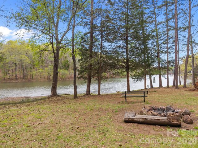 6733 Heritage Orchard Way, Huntersville, NC 28078