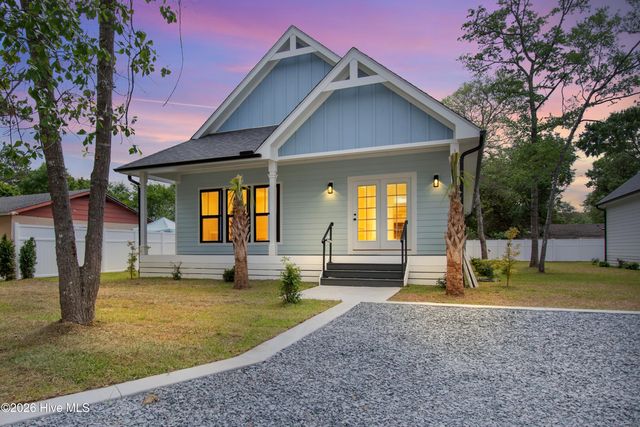 106 NW 23rd Street, Oak Island, NC 28465