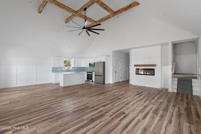 106 NW 23rd Street, Oak Island, NC 28465
