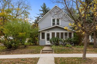 245 8th Avenue N, Hopkins, MN 55343