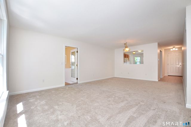 310 Kings Landing 310, Windsor, CT 06095