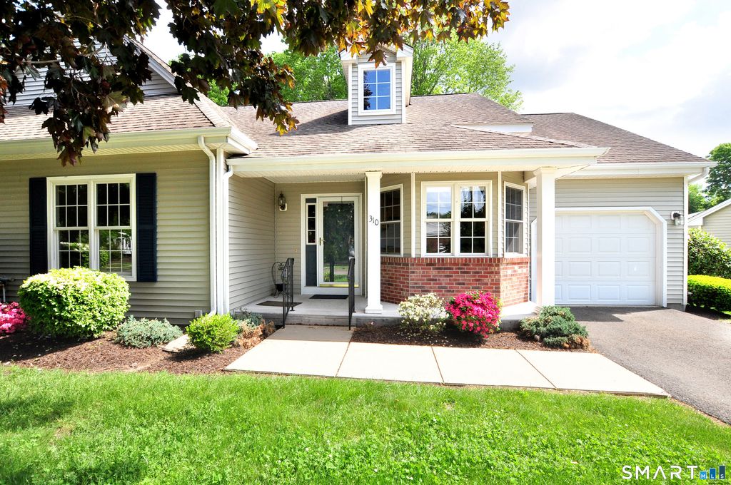 310 Kings Landing 310, Windsor, CT 06095