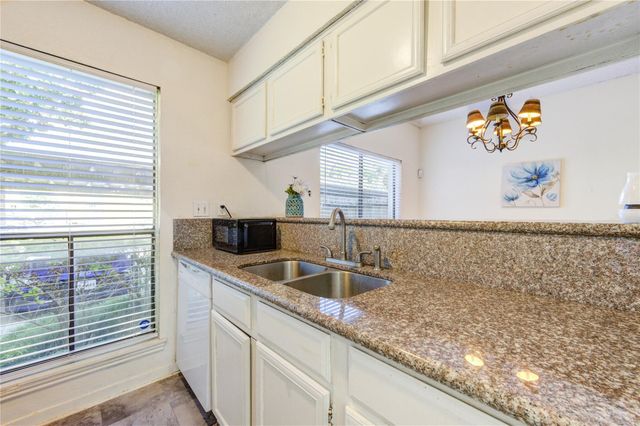 3741 Thistlemont Drive, Houston, TX 77042
