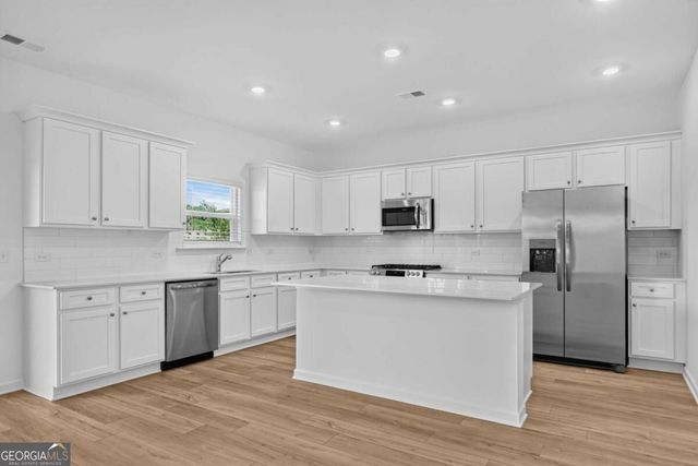 1949 Enota Drive, Bethlehem, GA 30620