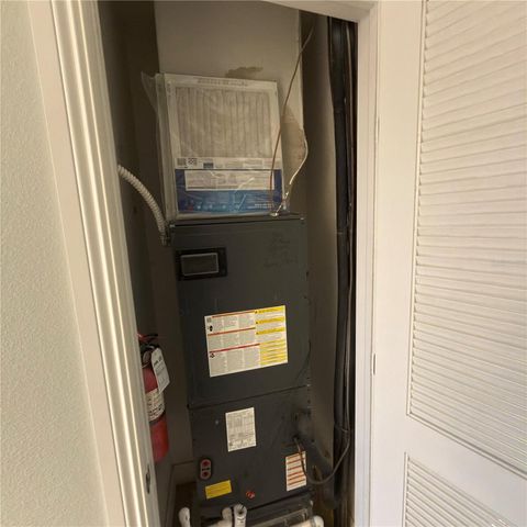 13941 CLUBHOUSE DRIVE 208, Tampa, FL 33618