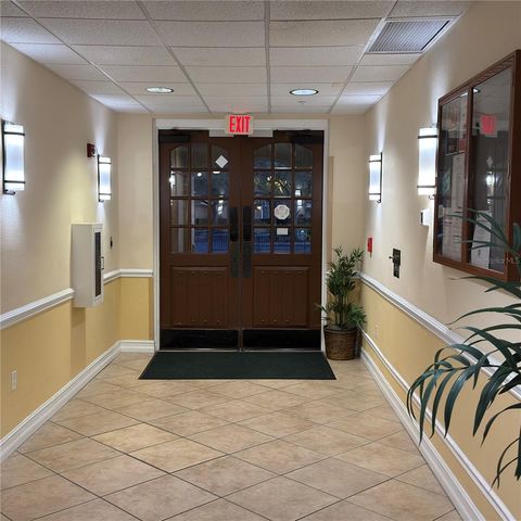 13941 CLUBHOUSE DRIVE 208, Tampa, FL 33618