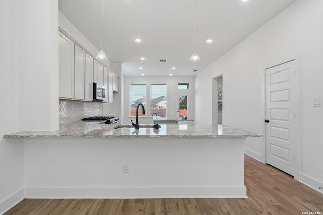 9421 Mattock, San Antonio, TX 78254