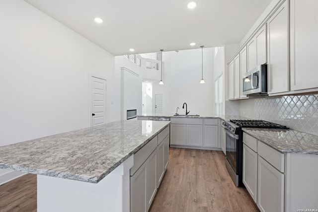 9421 Mattock, San Antonio, TX 78254