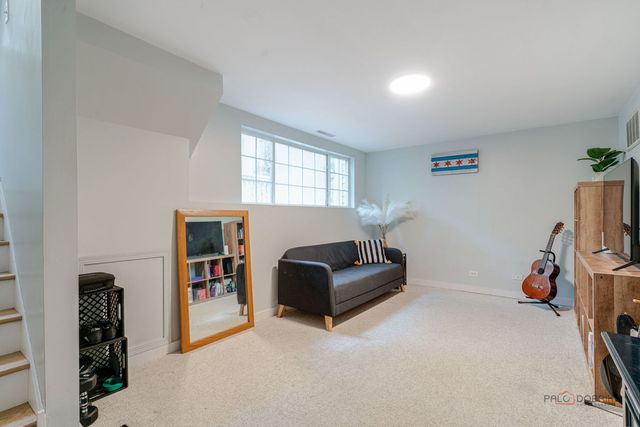 287 W Whispering Oaks Lane, Round Lake, IL 60073