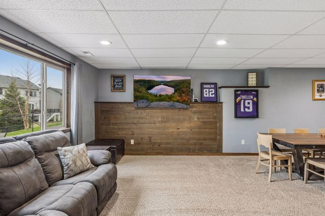 1056 3rd Street SW, Delano, MN 55328