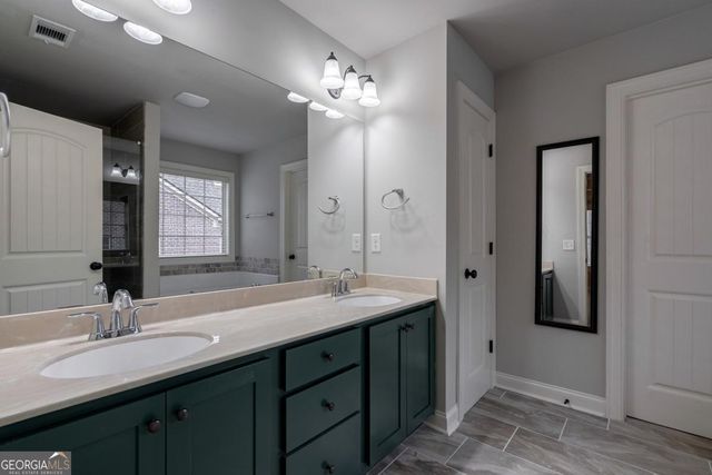 236 Towns Walk Drive, Athens, GA 30606