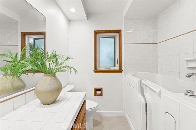 1751 W Bowling, Anaheim, CA 92804