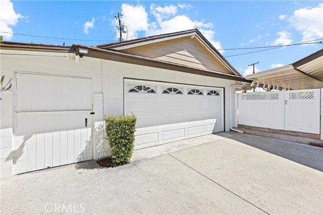 1751 W Bowling, Anaheim, CA 92804