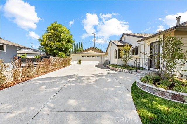1751 W Bowling, Anaheim, CA 92804