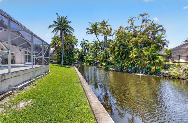 7069 NW 3rd Avenue, Boca Raton, FL 33487