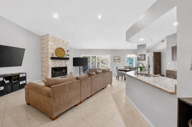 7069 NW 3rd Avenue, Boca Raton, FL 33487