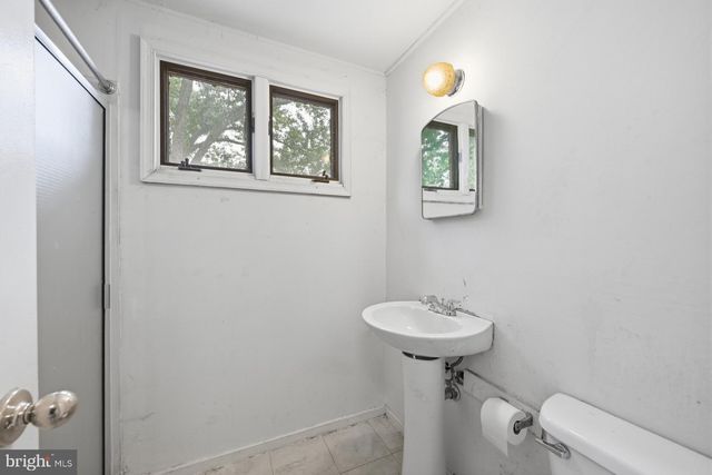 563 WILK DR, Morrisville, PA 19067