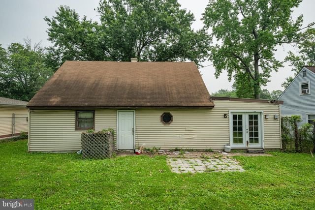 563 WILK DR, Morrisville, PA 19067