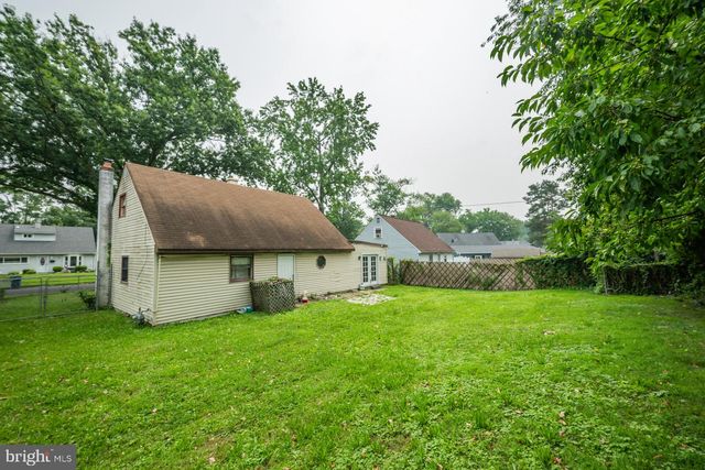 563 WILK DR, Morrisville, PA 19067