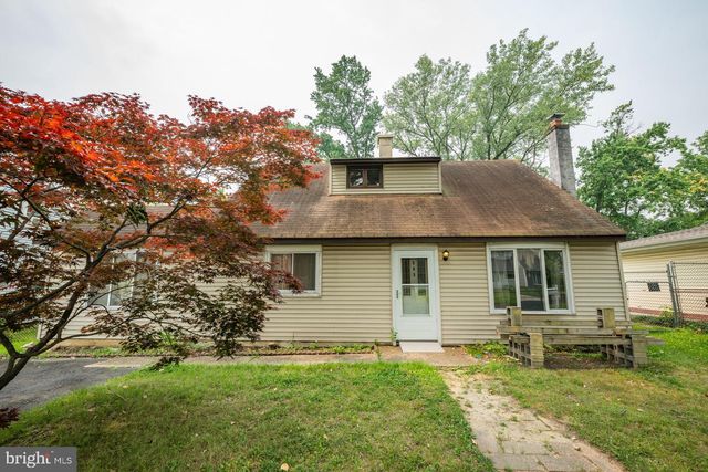 563 WILK DR, Morrisville, PA 19067
