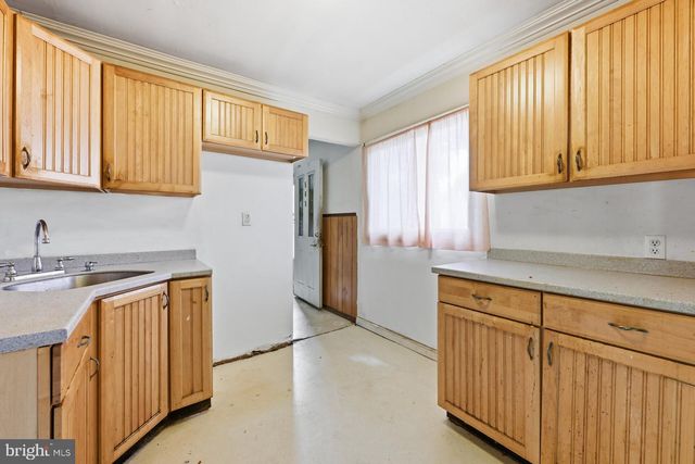 563 WILK DR, Morrisville, PA 19067