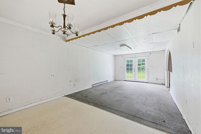 563 WILK DR, Morrisville, PA 19067
