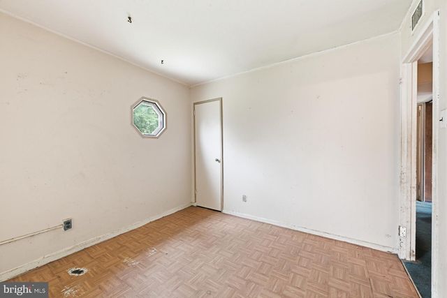 563 WILK DR, Morrisville, PA 19067
