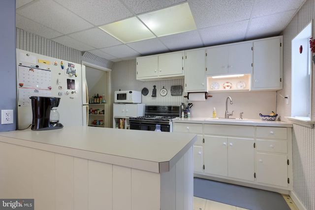 729 SKYLINE DR, Lancaster, PA 17601