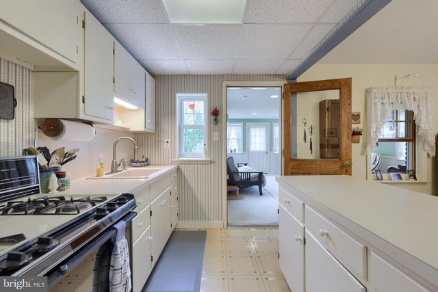 729 SKYLINE DR, Lancaster, PA 17601