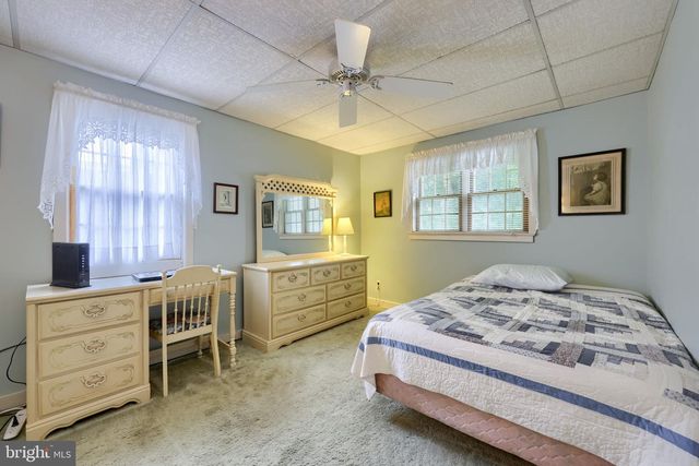 729 SKYLINE DR, Lancaster, PA 17601