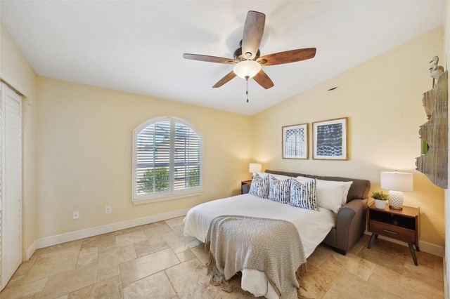 637 PINELLAS BAYWAY 105, Tierra Verde, FL 33715
