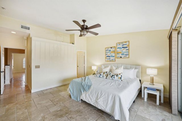 637 PINELLAS BAYWAY 105, Tierra Verde, FL 33715