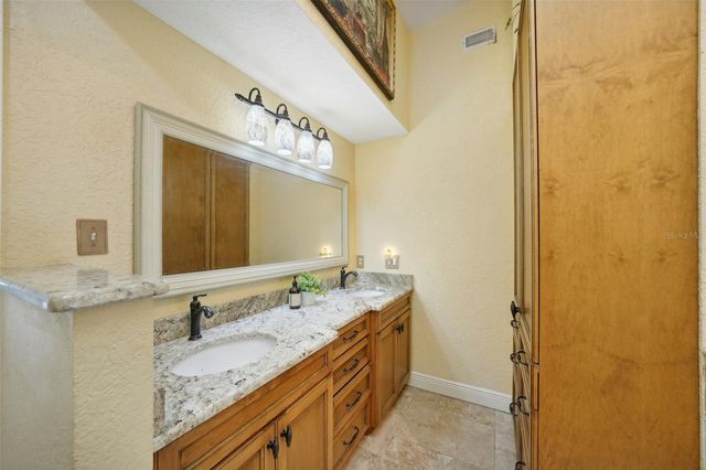 637 PINELLAS BAYWAY 105, Tierra Verde, FL 33715