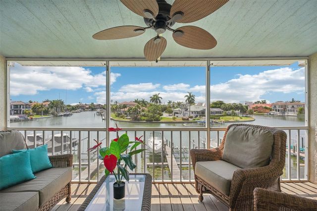 637 PINELLAS BAYWAY 105, Tierra Verde, FL 33715