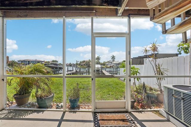 637 PINELLAS BAYWAY 105, Tierra Verde, FL 33715