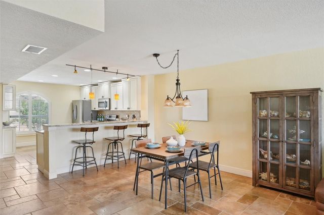 637 PINELLAS BAYWAY 105, Tierra Verde, FL 33715