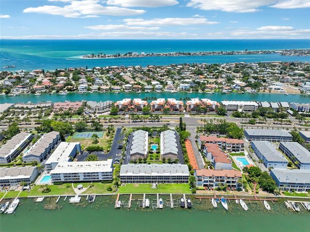637 PINELLAS BAYWAY 105, Tierra Verde, FL 33715