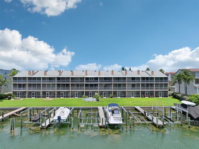 637 PINELLAS BAYWAY 105, Tierra Verde, FL 33715
