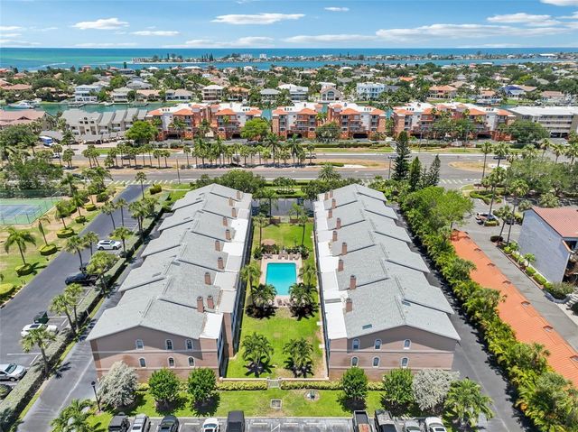 637 PINELLAS BAYWAY 105, Tierra Verde, FL 33715