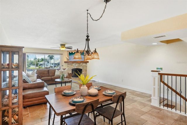 637 PINELLAS BAYWAY 105, Tierra Verde, FL 33715