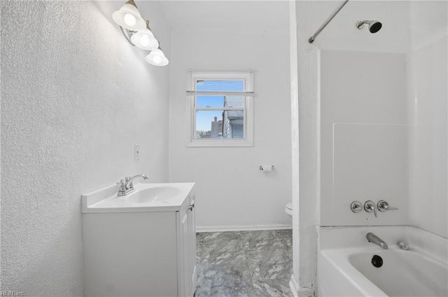 2134 Chestnut AVE, Newport News, VA 23602