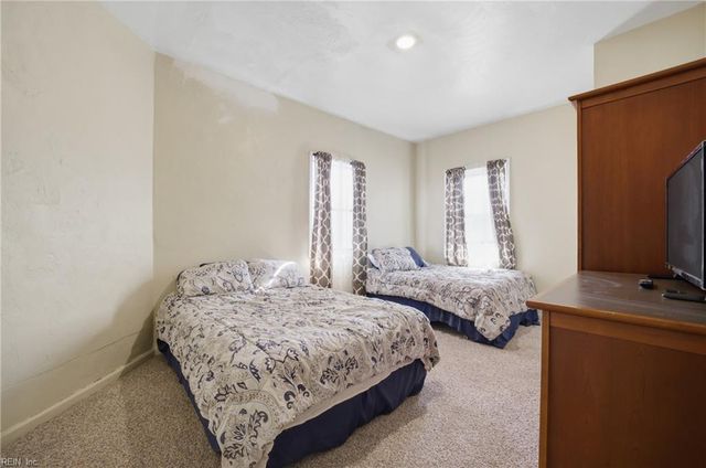 2134 Chestnut AVE, Newport News, VA 23602